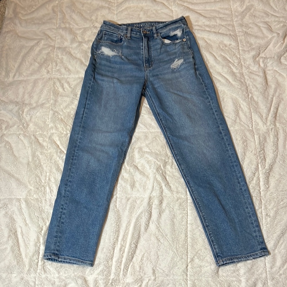 American Eagle mom jeans